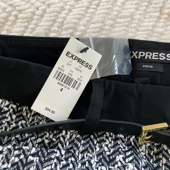 Express Tweed Cuffed Shorts - Picture 4 of 4